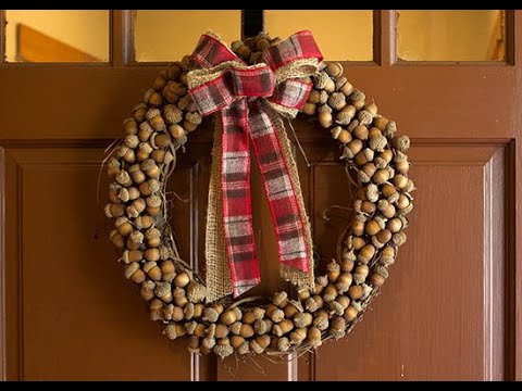 DIY Fall Acorn Wreath