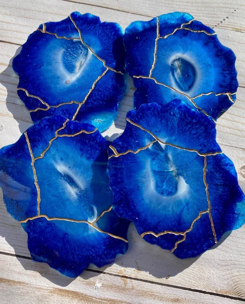 Abstract Puddle Pour