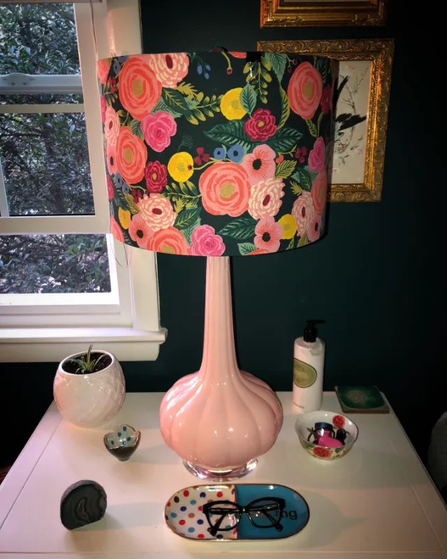 Beautiful Lampshade Makeover