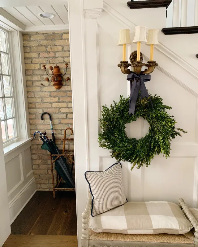 Elegant Boxwood Circle