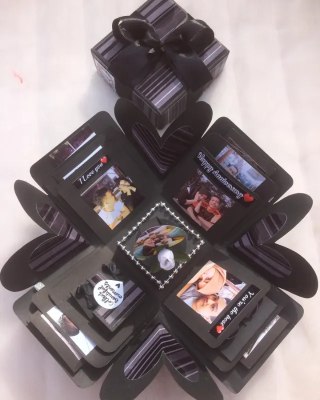 Exploding Photo Boxes