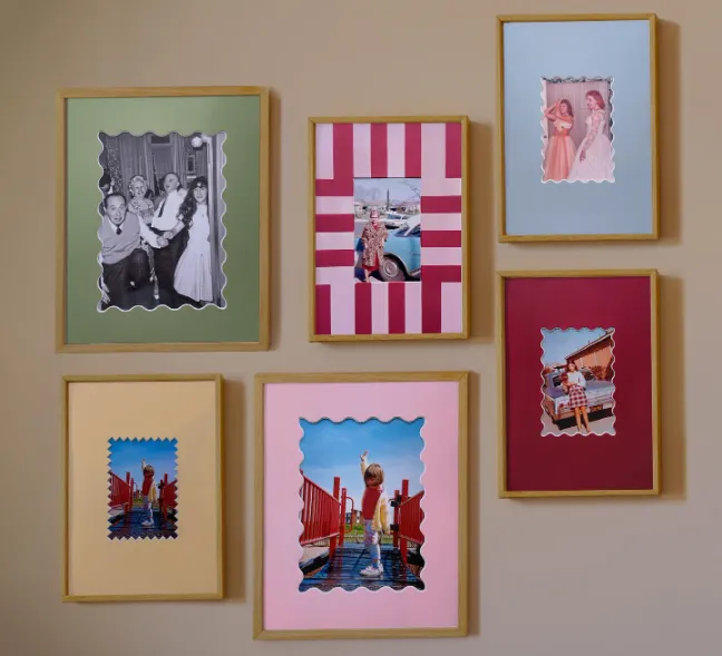 Floating Frame Photo Display