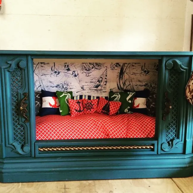 Headboard Chalkboard Message Center