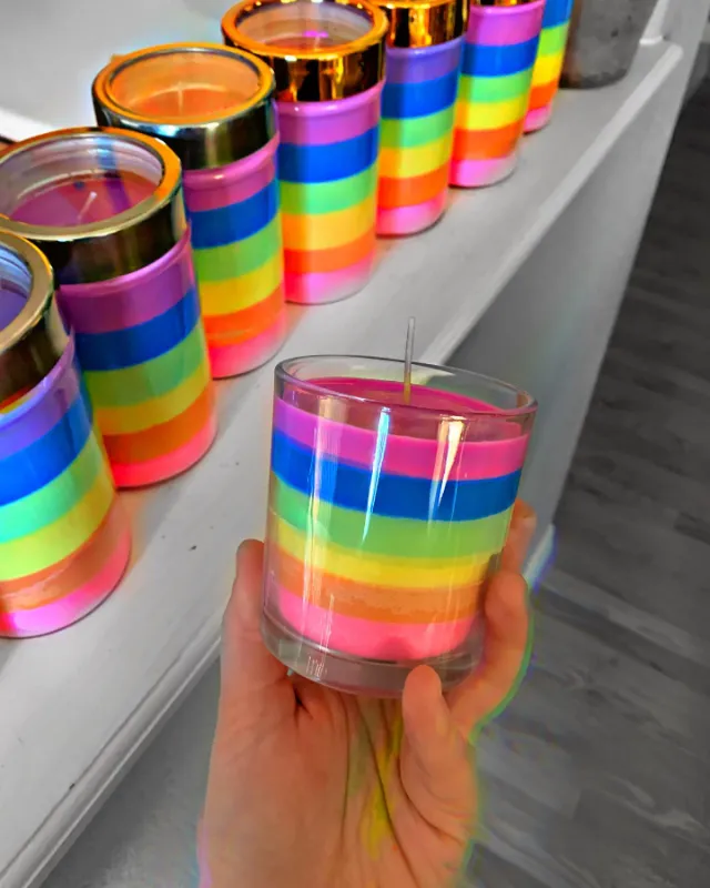 Layered Rainbow Pillars