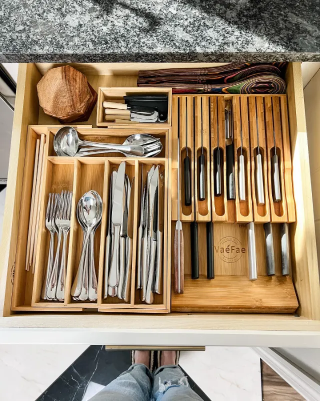 Repurposed Drawer Knife Block