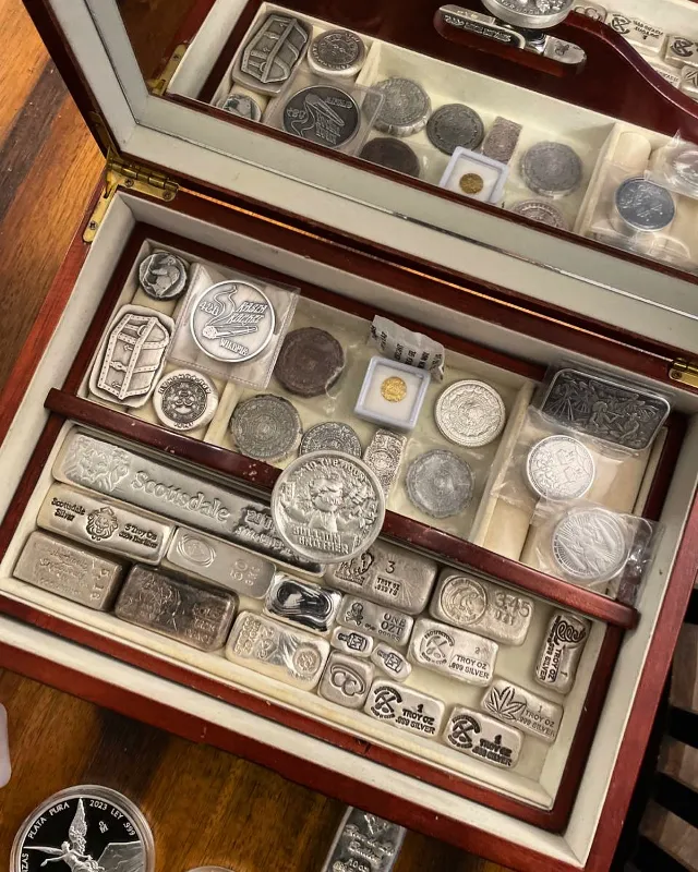 Treasure Chest Display