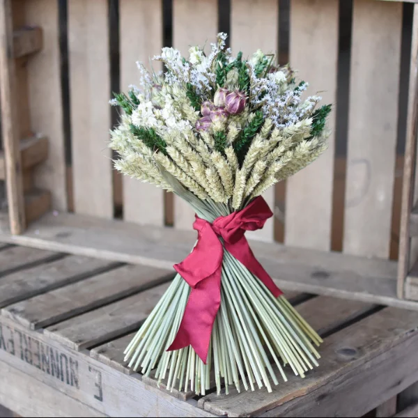 Charming Dried Hydrangeas Charming Dried Hydrangeas