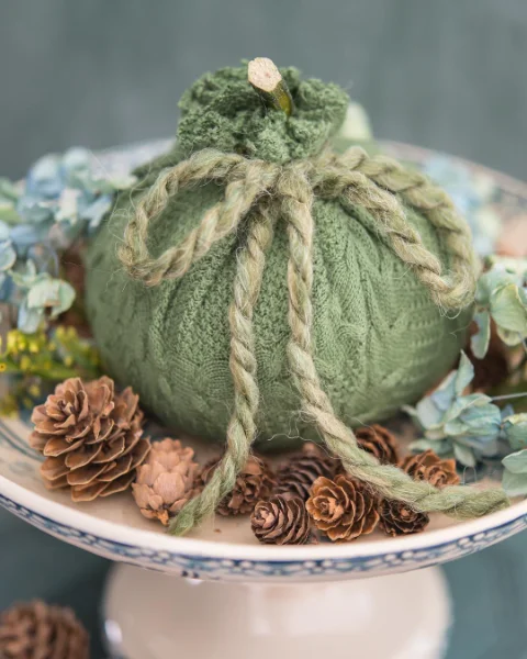 Sweater Pumpkin Makeover